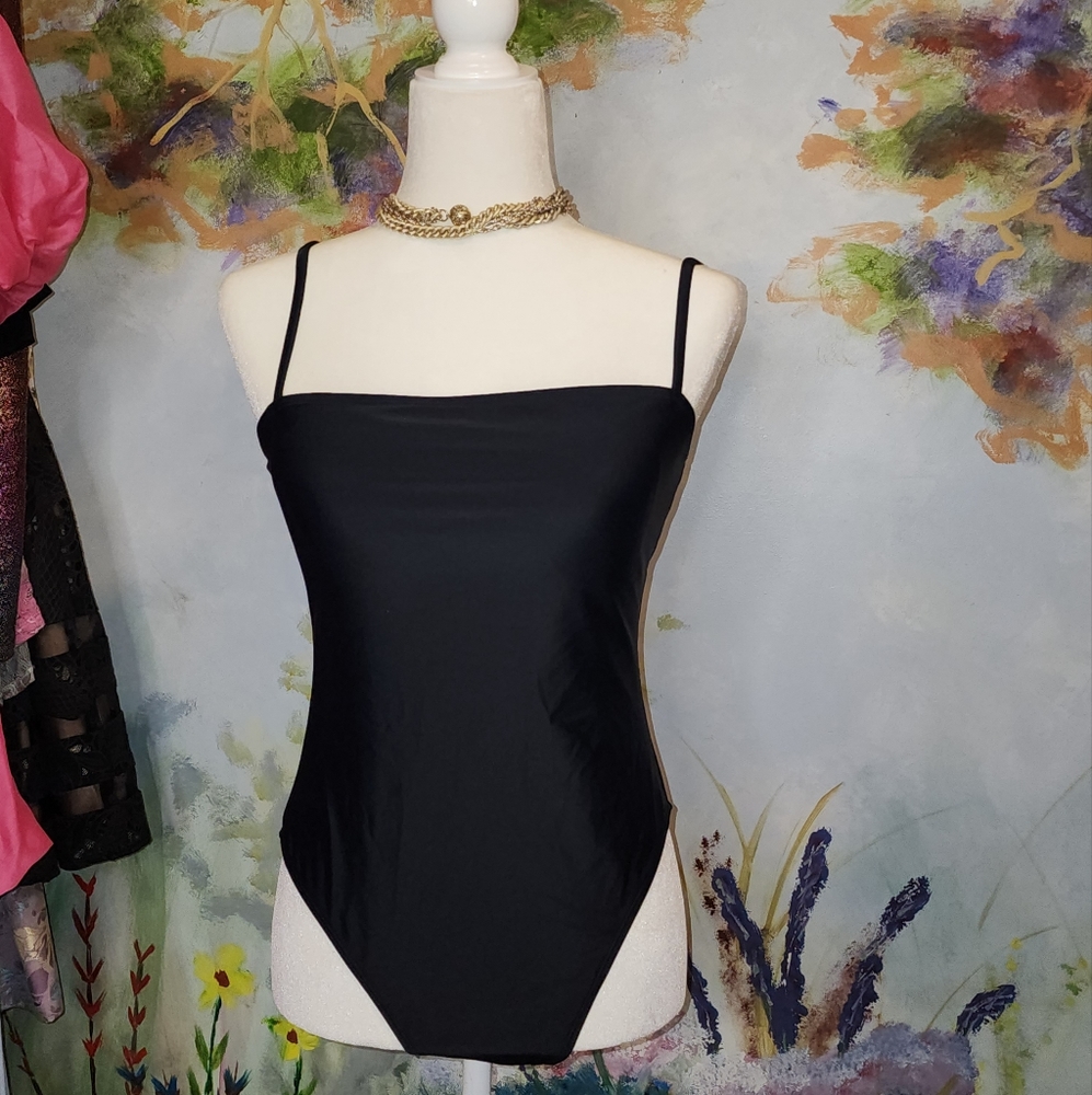 Relleciga Black One Piece